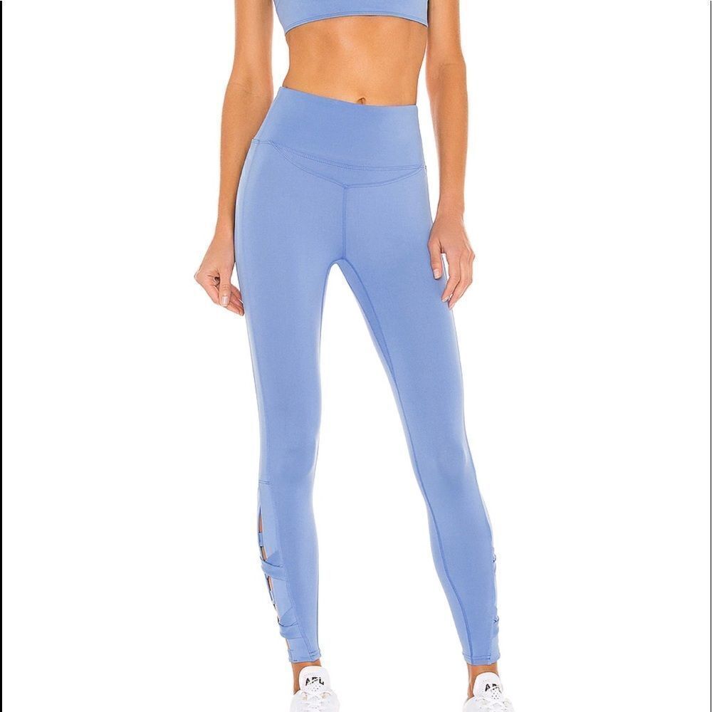 NEW Free People Movement Very Prarie Legging in Corsican Sea.Size M